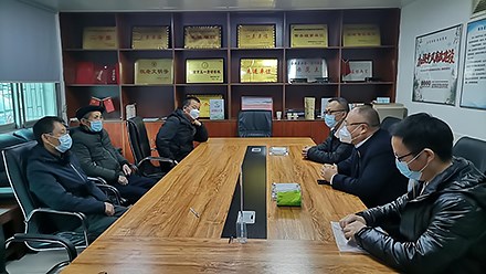 禮遇道德模范，弘揚時(shí)代新風(fēng)——吉首交建開(kāi)展慰問(wèn)道德模范活動(dòng)